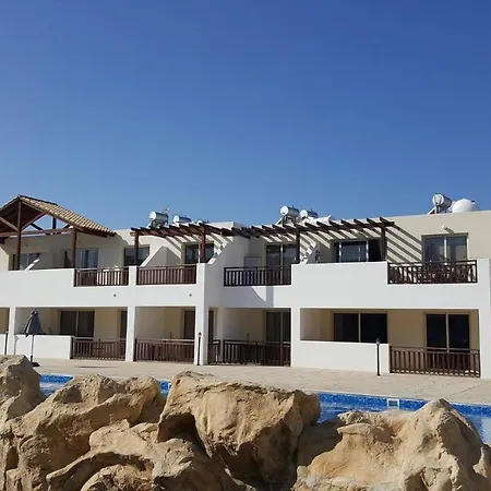 With Shower E5, Full Kitchen, Poolside, Free Wifi * بييا