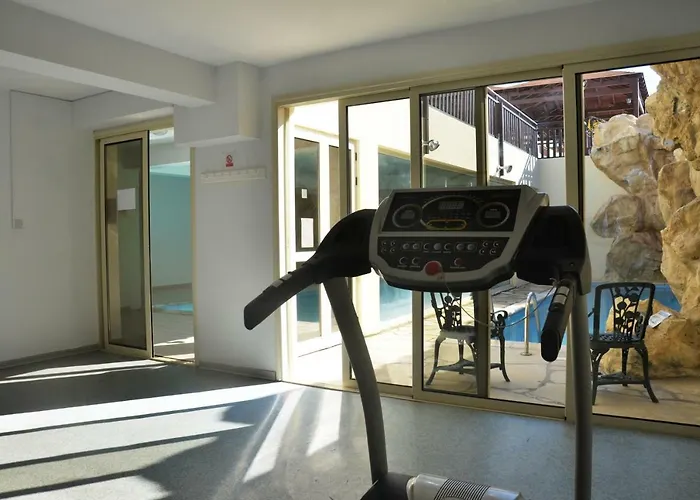 With Shower E5, Full Kitchen, Poolside, Free Wifi Apartmán