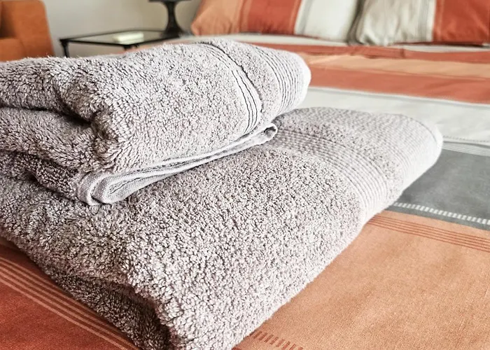 With Shower E5, Full Kitchen, Poolside, Free Wifi アパート ペイヤ