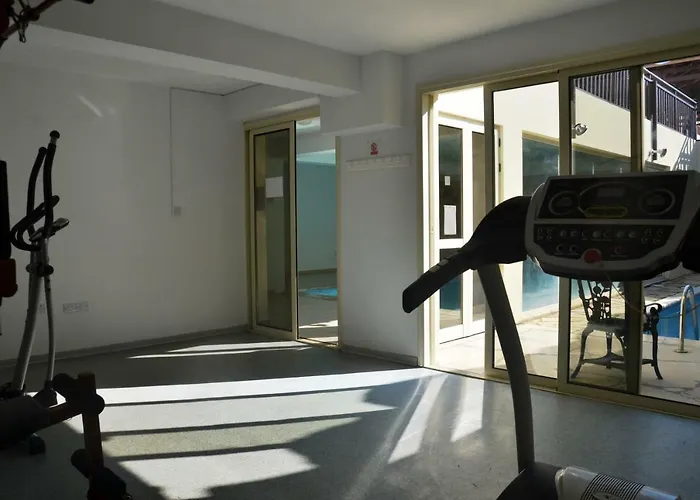 With Shower E5, Full Kitchen, Poolside, Free Wifi Daire